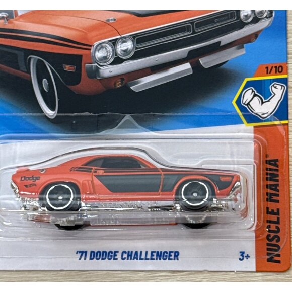 Hot Wheels ’71 Dodge Challenger Muscle Mania 2024 Orange Mopar Diecast Car 1:64 - Picture 3 of 6